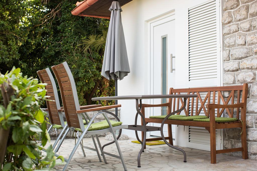 Apartments Irina Ичичи Экстерьер фото